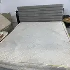 سرير زوجي للبيع الحد 100