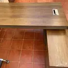 مكتب بكامل محتوياته