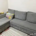 كنب انتريه نظيف جدا بسرير للبيع