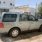سيارة عائلية