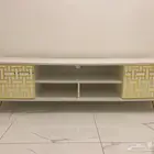 طاولة تلفزيون جديده