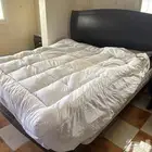 غرفة نوم فاخرة للبيع بسعر مناسب