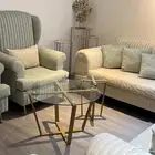 كنب  وكورنر كوفي  وطاولة استقبال   كلها للبيع