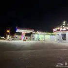 رفوف وثلاجات بقالة