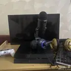 سوني فور و كيبورد و شاشه و كرسي جيمنج ومايك و سماعتين