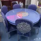 طاولة طعام