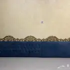 مساند أرضية مع ظهر مزخرفه