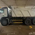 صندوق قلاب للبيع الصندوق فقط مع كامل اغراضه جاهز