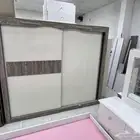 غرفة النوم و دولاب مستعمل نظيف للبيع