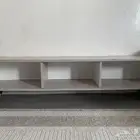 طاوله طويله جدا ماشاءالله نظيفه جدا