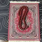 سبحه حمراء غامق