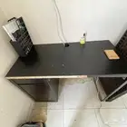طاولة مكتب