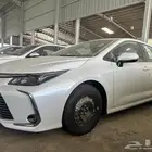 كورولا استاندر طيس XLi 2.0 اللون ابيض موديل 2024