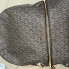شنطة مايكل كورس اصليه والضمان موجود   نظيفه اشتريتها 1700