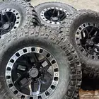 كفرات حجري تيواني مع جنوط mvf امريكي مقاس 315 70 17