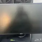 شاشة قيمنق شركة asus 24 بوصة بحالة ممتازة جدا