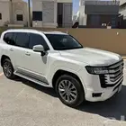 لاندكروزر L4 2024 عداد 17 الف