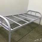 سرير كبير للبيع