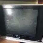 تلفزيون سامسونج وسرير خشب وروتر زين