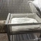 سرير شبه جديد