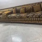 كنب متصل مع ستارة كبير الغرفة سته في خمسة