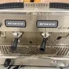 ماكينة قهوة bezzera ايطالية و مطحنة نوفا سيمونيلي