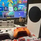 اكس بوكس سيريس إس معا جميع اغراضه ويد قيم سير