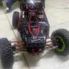 سياره ناقصها كفر أسفنج واحد بس ناقصها كفر وبطارية والأنوار