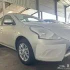 صني اللون فضي كمفورت الكلاسيكي الشكل القديم 2024