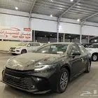 كامري E استاندر سعودي 2025 اسود - ابيض