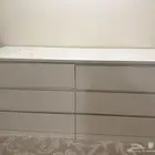 طاوله من ايكيا مستعمله