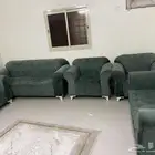 كنب مستخدم مكون من 5 قطع ثلاث كبيره وثنتين صغيره