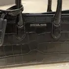 شنطة مايكل كورس الاصليه