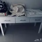 طاوله مكتبيه