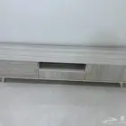 طاولة تلفزيون للبيع