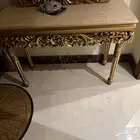 عندي تسريحة جديدة معا مراية حقتها ابغى أبيعها