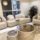 كنب جديد لون بيج مافي اي عيوب استخدام بسيط