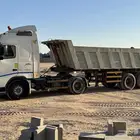 تريلا قلابي للبيع