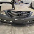 صدمات لكزس بجميع الانوع متوفر لدينا جميع قطع لكزس
