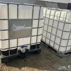 خزان ماء 1000لتر مستخدم خفيف ونظيف جدا