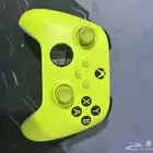 Xbox series s بحاله ممتازه مع دراع