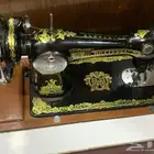 ماكينه خياطة