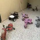 اربع سكوترات بحاله ممتازه وسياره اطفال