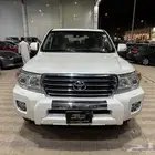 تويوتا لاند كروزر GXR موديل 2013 فل كامل نظيف جدا