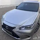 لكزز AC شبه الاصفار
