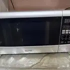 للبيع مايكرويف يعمل جيد بس سبب البيع عندي ثاني