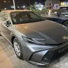كامري 2025 اقساط بنوك نص فل ستاندر بنزين هايبرد