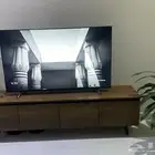 شاشه وطاوله