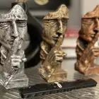 تحف جميلة بسعر الجمله الحبه من 2 ريال