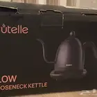 كاميرا فورية بوبوتو جديدة وغلاية كهربائية